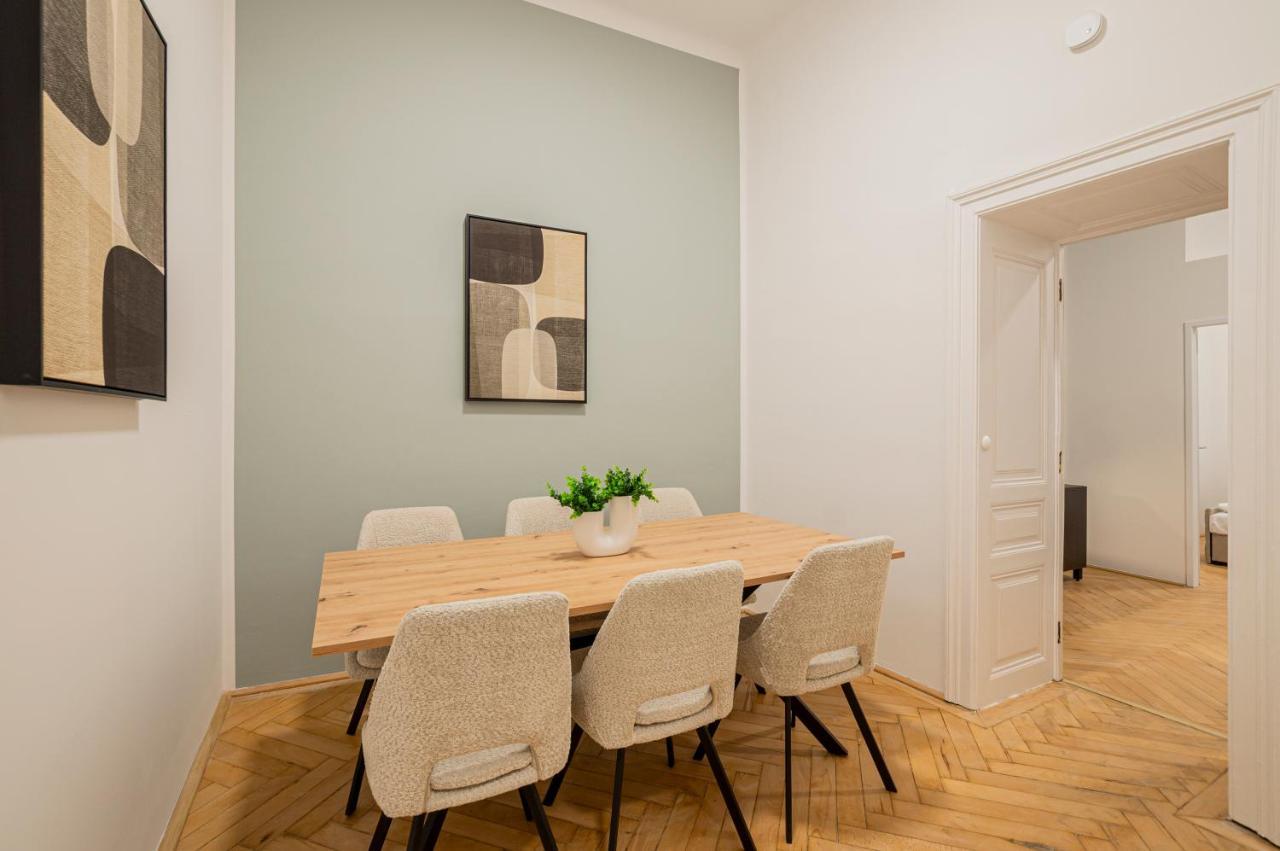 Charming Apt Perfect For 4-6 Tram, Self-Checkin Vienne Extérieur photo