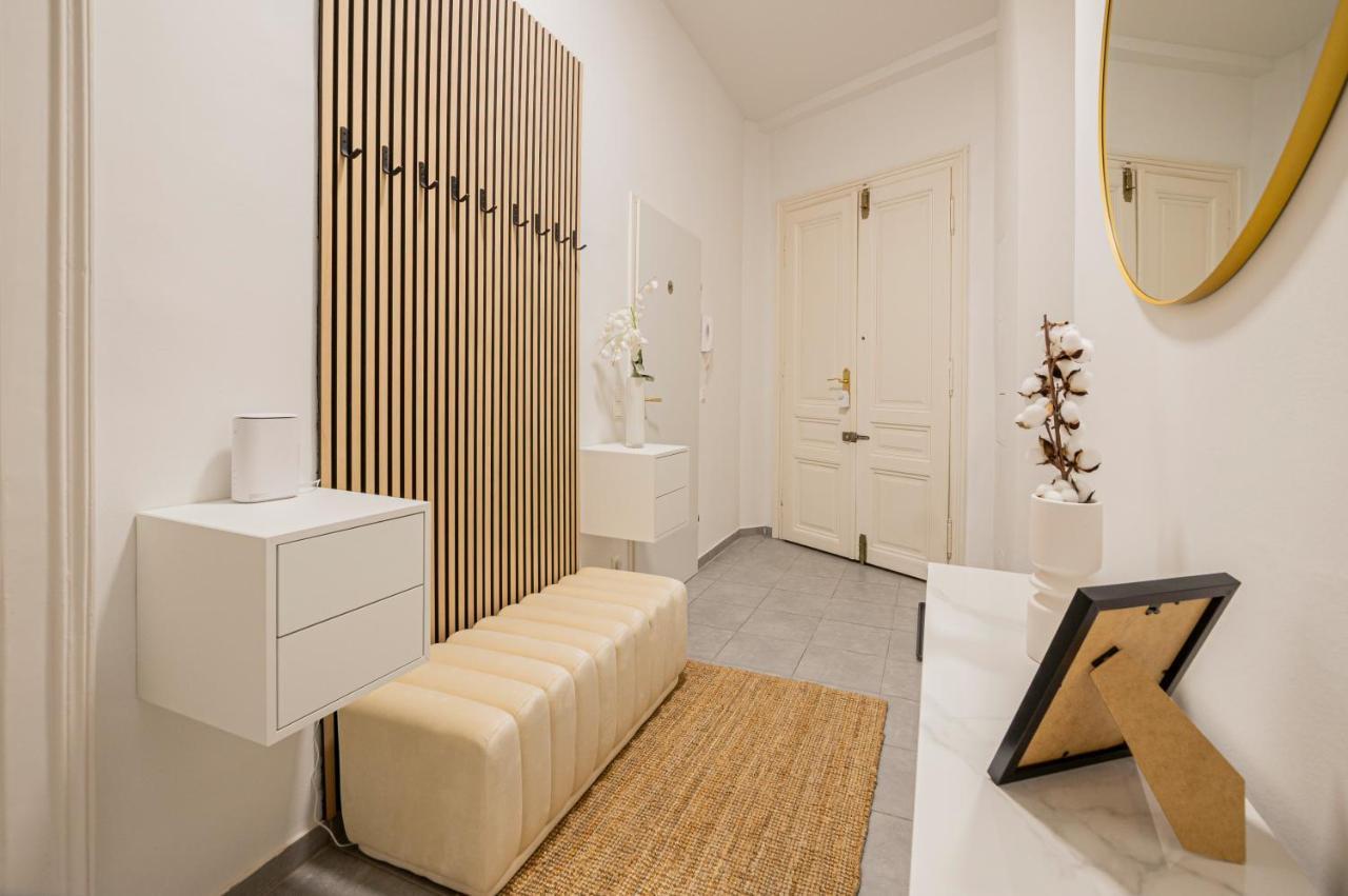 Charming Apt Perfect For 4-6 Tram, Self-Checkin Vienne Extérieur photo