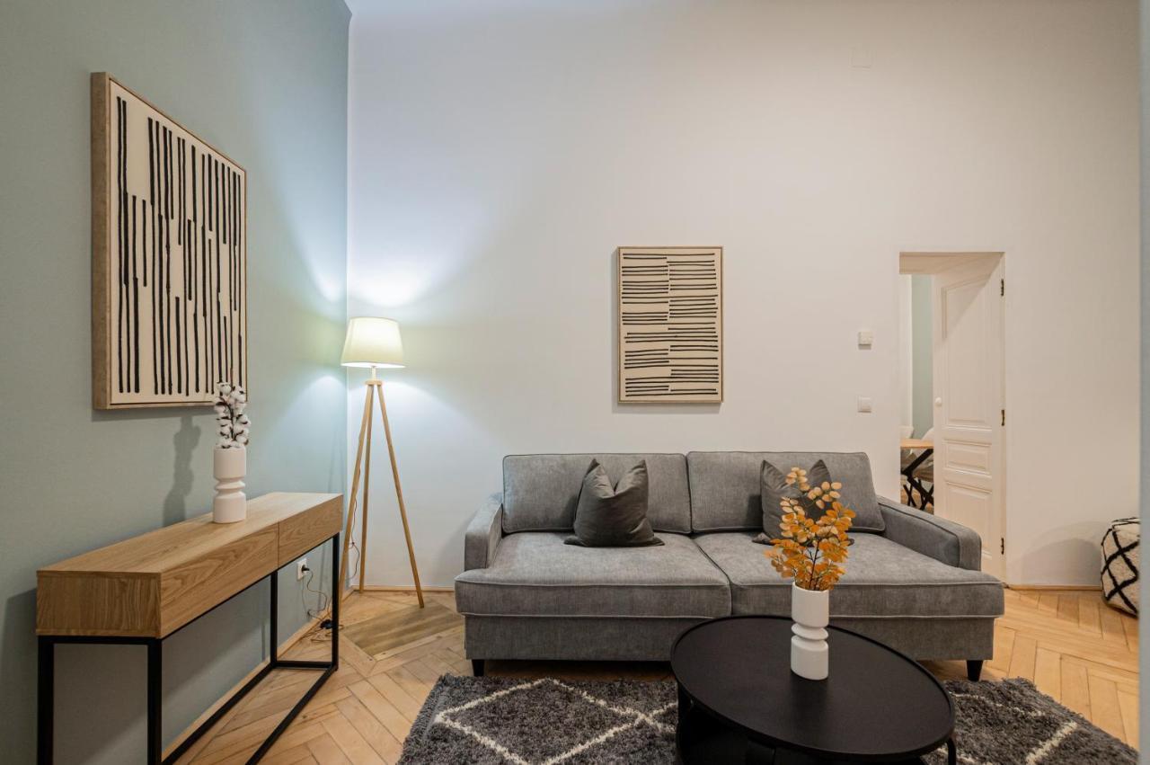 Charming Apt Perfect For 4-6 Tram, Self-Checkin Vienne Extérieur photo