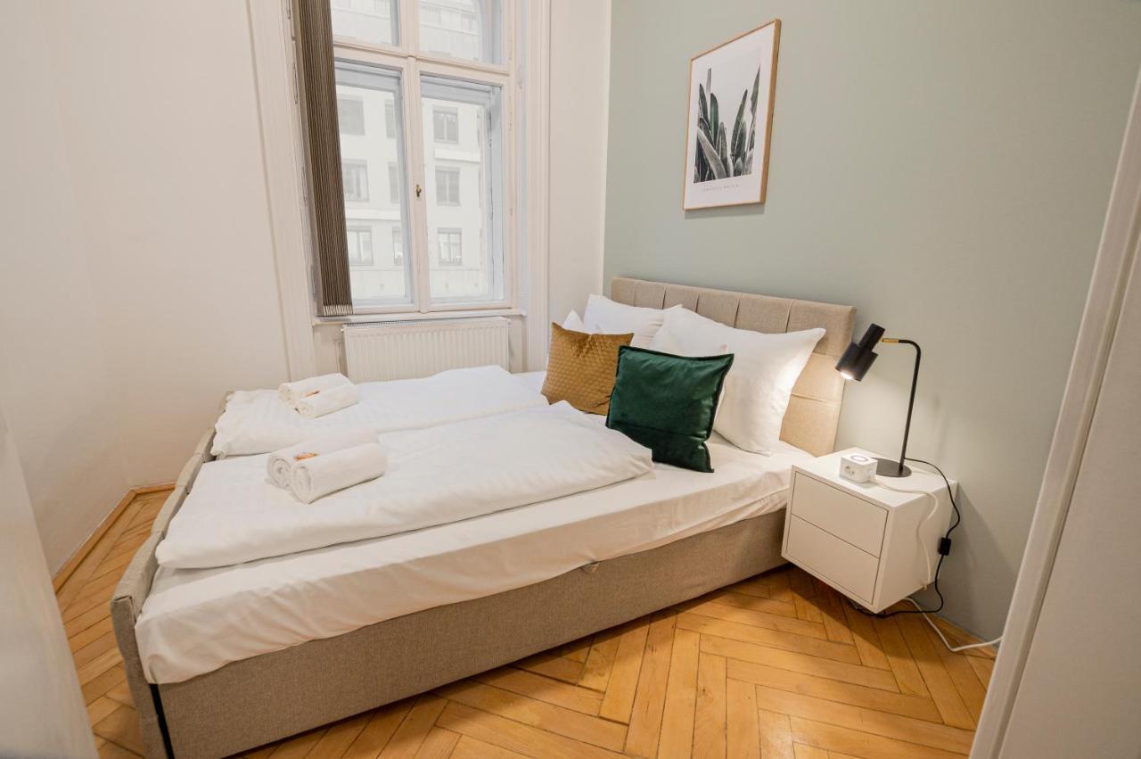 Charming Apt Perfect For 4-6 Tram, Self-Checkin Vienne Extérieur photo